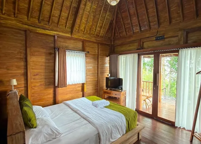 Giri Luwih And Glamping